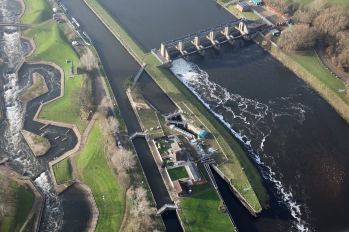 Holme Pierrepont - white water rafting course at LHS, River Trent at RHS and in centre is Holme Lock photo Robin Macey