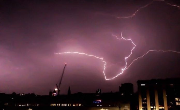 Thunder storm over Nottingham © itsgemrose