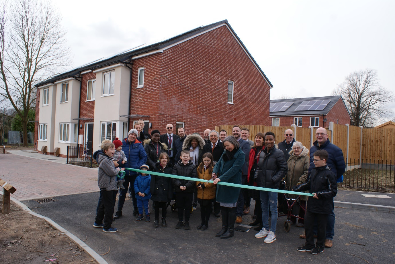 Bulwell families move into brand new homes West Bridgford Wire