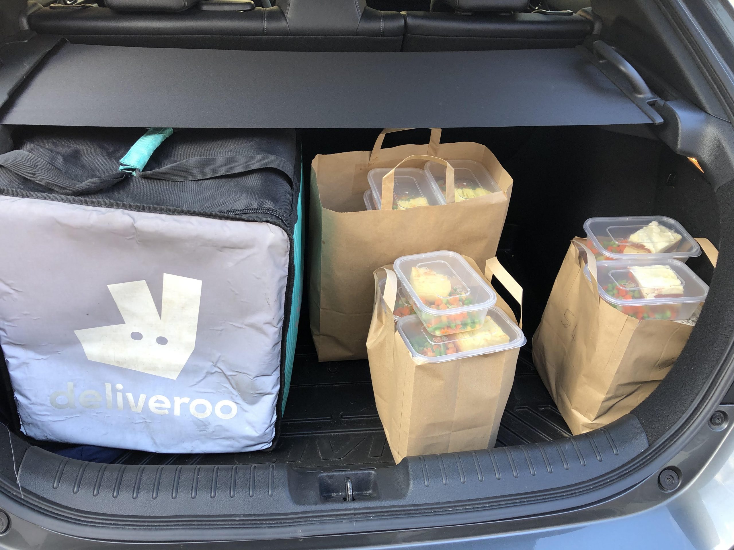 West Bridgford's CHEFF teams up with Lady Bay local to deliver meals to NHS frontline unnamed 1 scaled