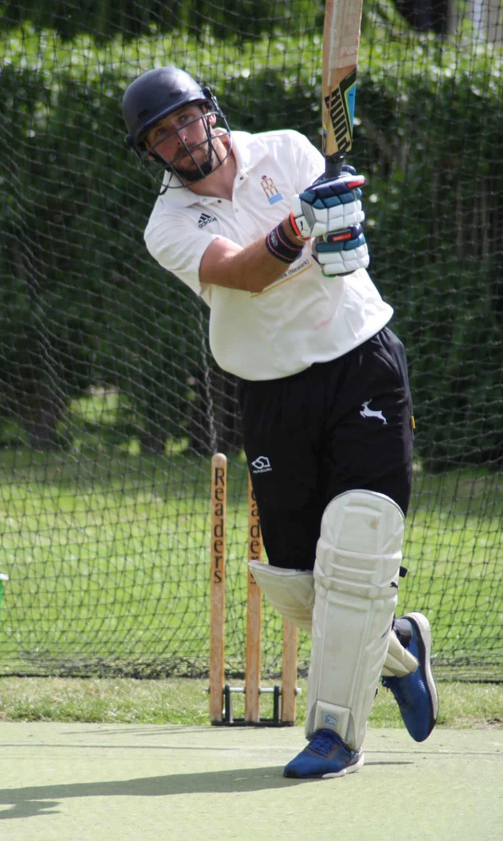 Notts cricketer bats for 17 hours to raise funds for club and mental health charity Martyn Hill 2