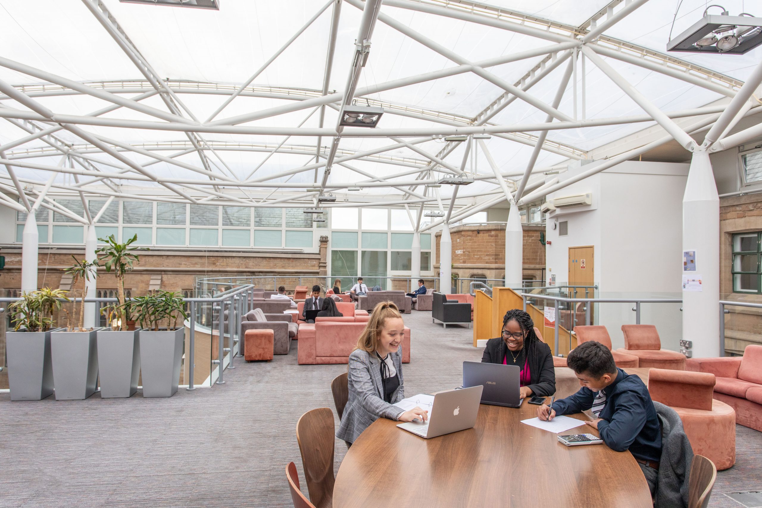 Nottingham High School annual open day 25 September 016A2331 scaled