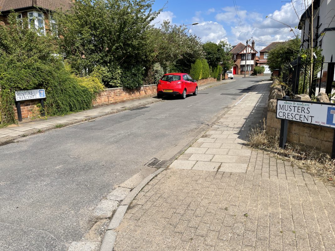 Doubleyellow lines proposed on Musters Road and Boundary Road West