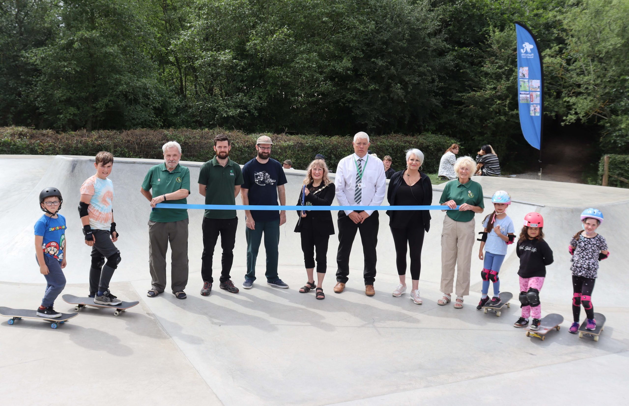 The Mayor of Rushcliffe Cllr Sue Mallender cut the ribbon to officially open the skate park scaled