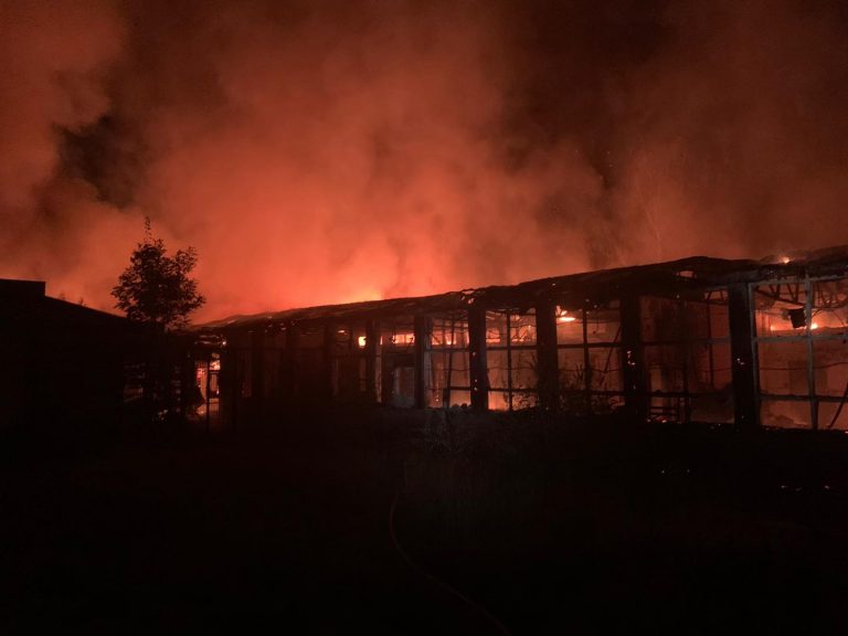 Pictures – Fire Update: College releases statement after old Bramcote School blaze