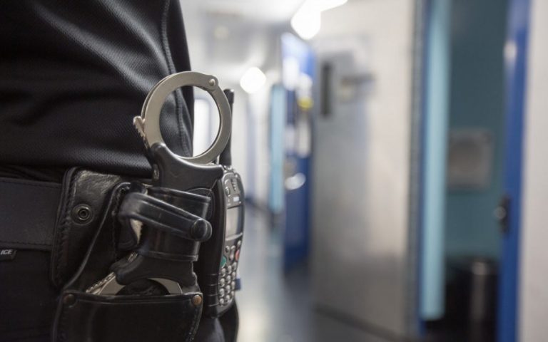 Arrests after stolen laptop offered for sale was stolen from Wollaton