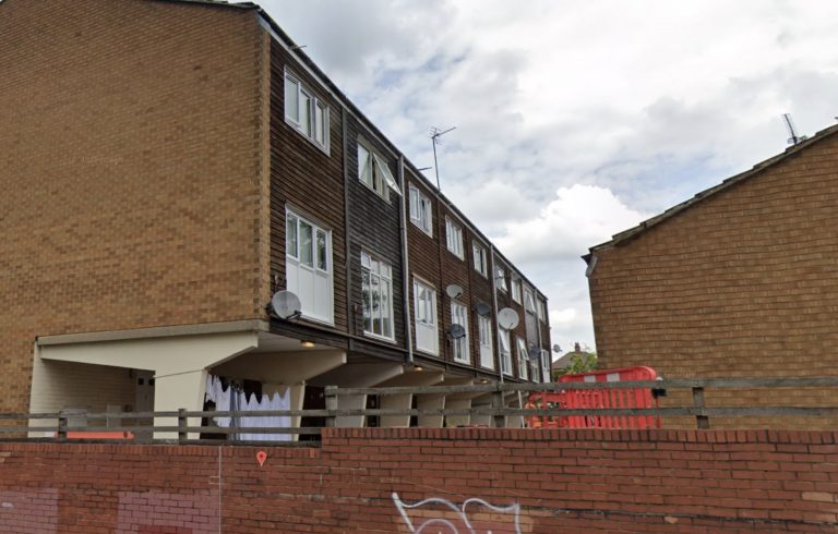 Giant wall and roof panels to be craned in to make greener homes ﻿in Sneinton