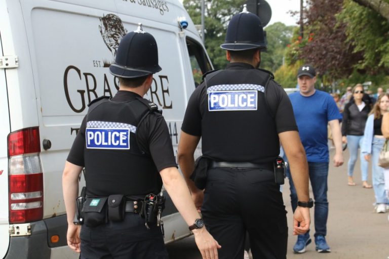 Police tackle aggressive begging, ASB and shoplifting in Central Avenue West Bridgford