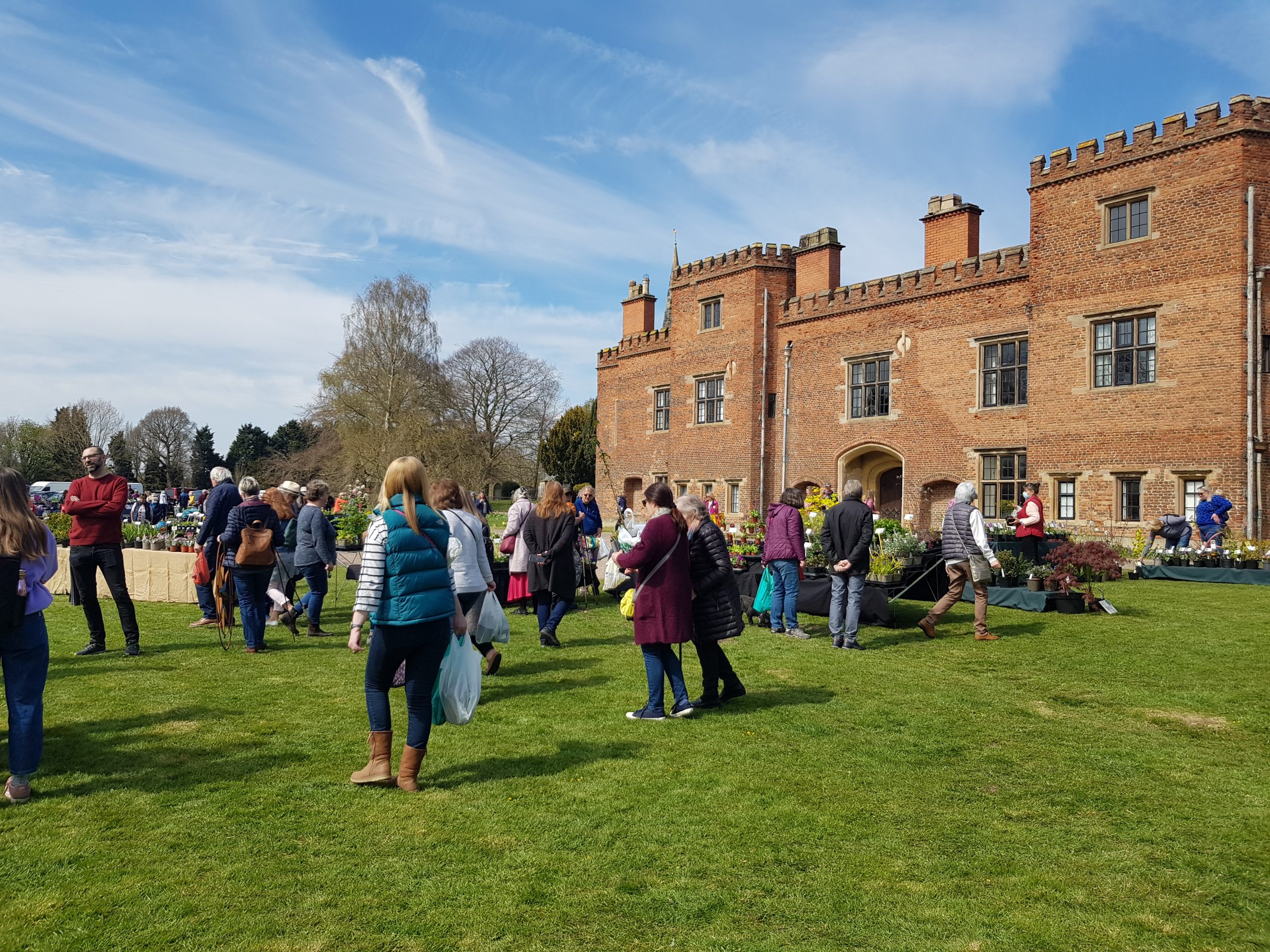 Plant Fair returns to Holme Pierrepont Hall for Mother’s Day