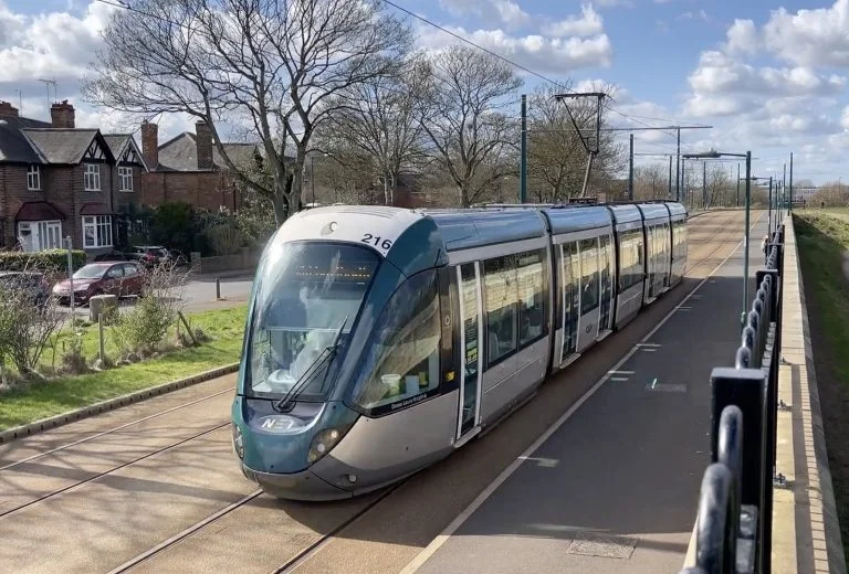 Consultants called in as Nottingham tram network loses £21 million