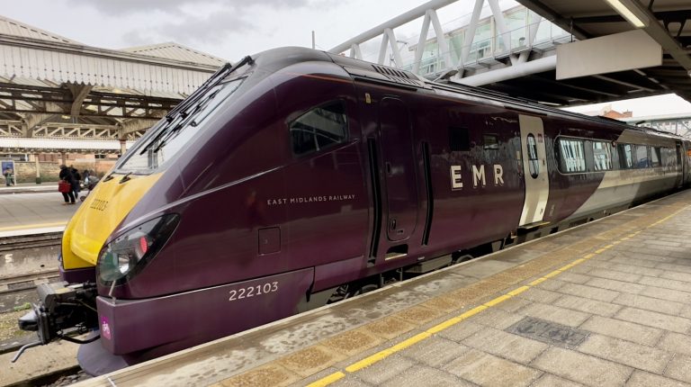 All lines blocked between Luton and Bedford after two trains crash – several injured