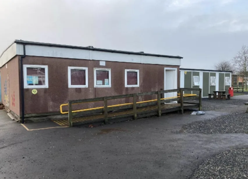 One of the temporary classrooms at Leen Mills Primary in Hucknall. Credit Nottinghamshire County Council