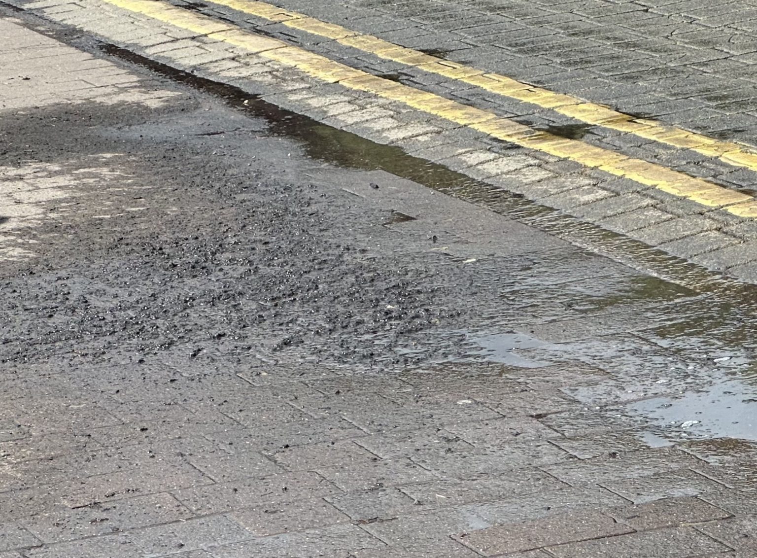 Severn Trent statement on sewage leaks in Central Avenue West Bridgford