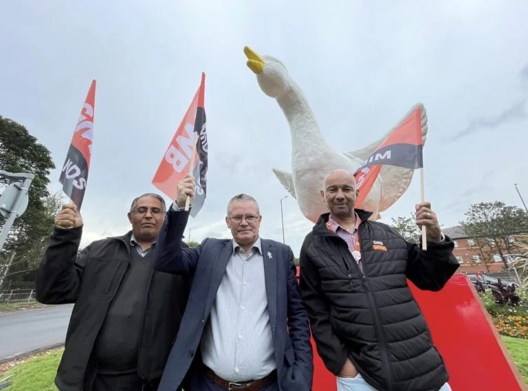 Goose Fair: Tram strike called off as staff accept 10% pay rise