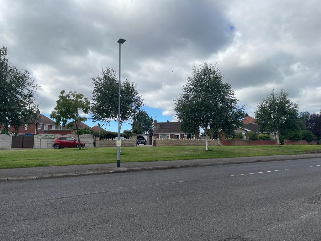 The grass verge at the junction of Westdale Lane and Chester Street Mansfield where the proposed 5G mast would be based