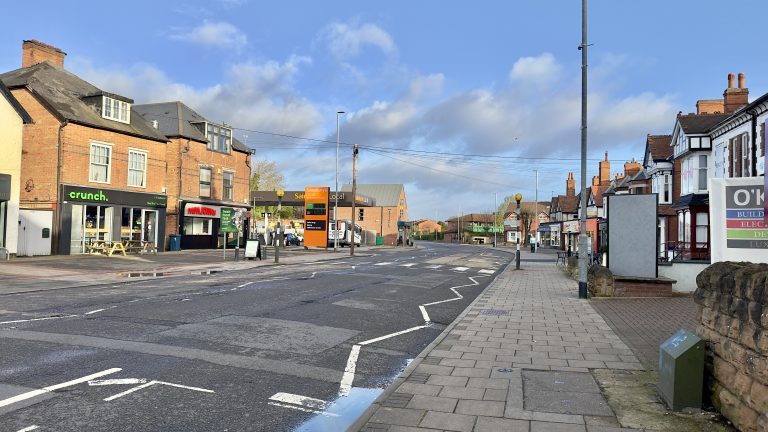 West Bridgford: Youths on motorbike try to access car on Melton Road and chase cyclist into gym on Wilford Lane