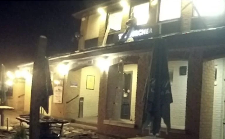 Jail for man who caused £8,000 damage to Nottinghamshire pub in stand-off with police