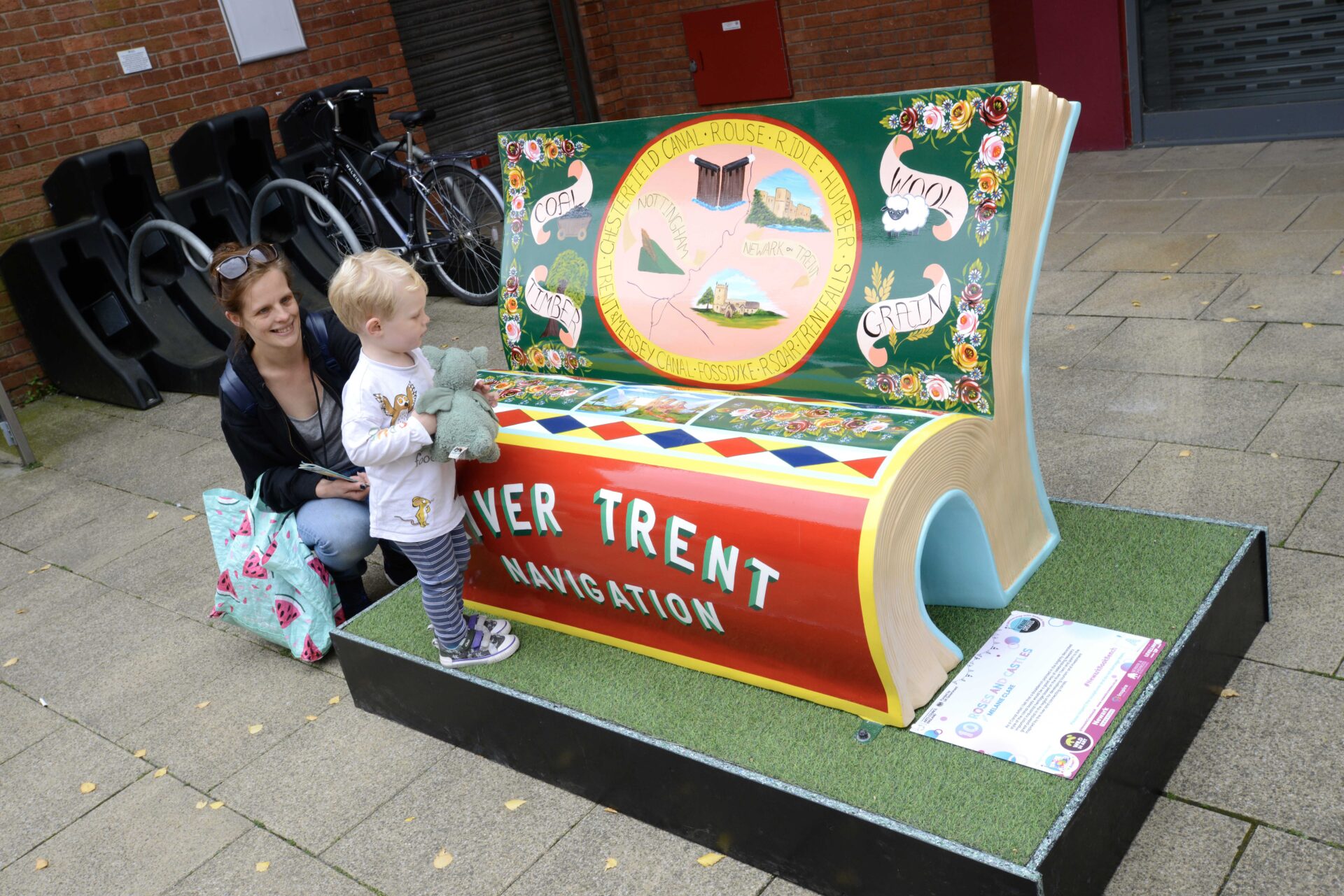 Newark: Successful bookbench trail gets permanent display locations ...