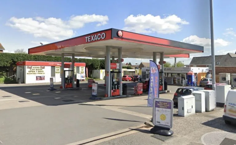 Appeal after fighting reported on a Texaco forecourt in Nottingham leaves man injured