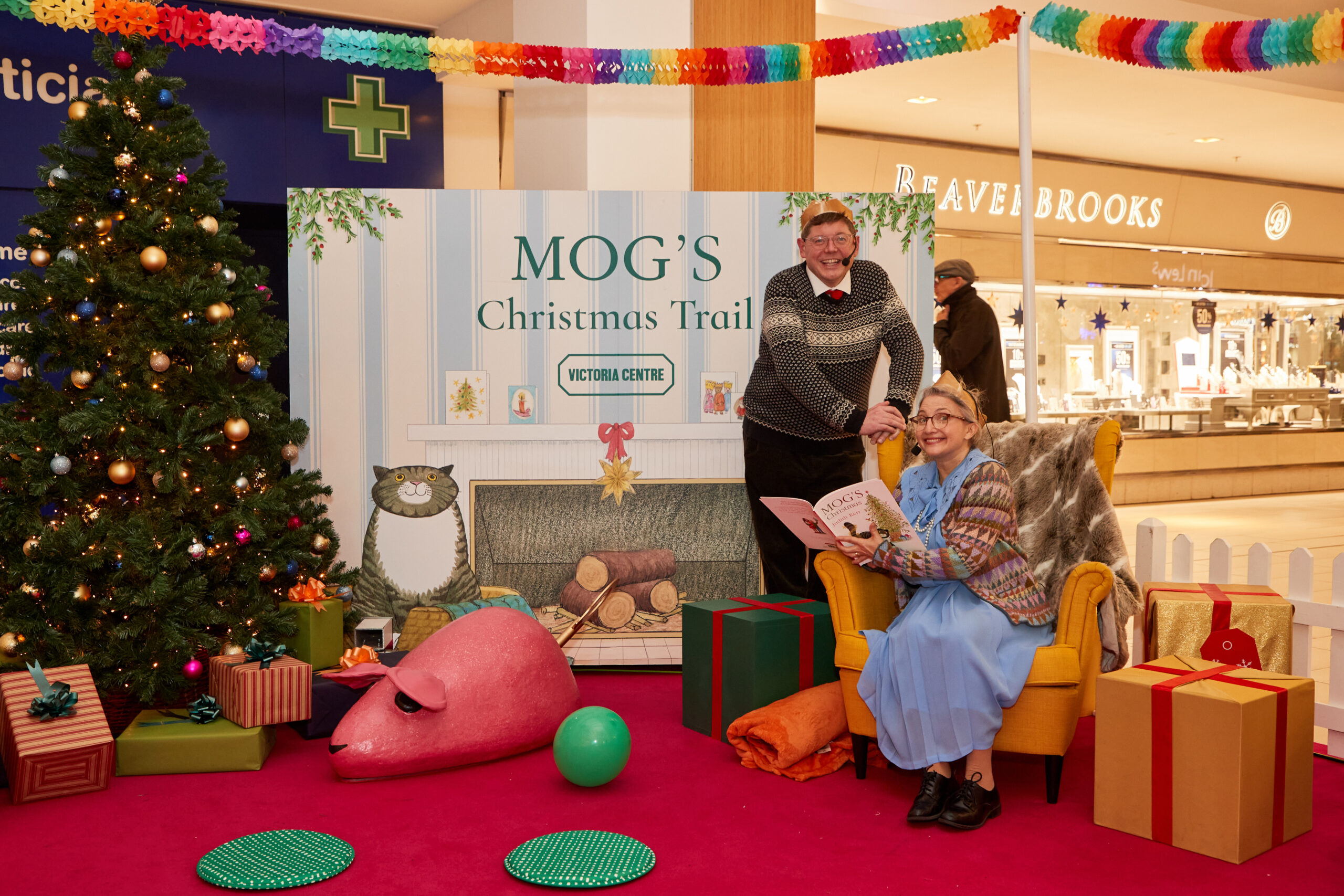 Mog Christmas Trail has landed at Victoria Centre Y523 0431 scaled