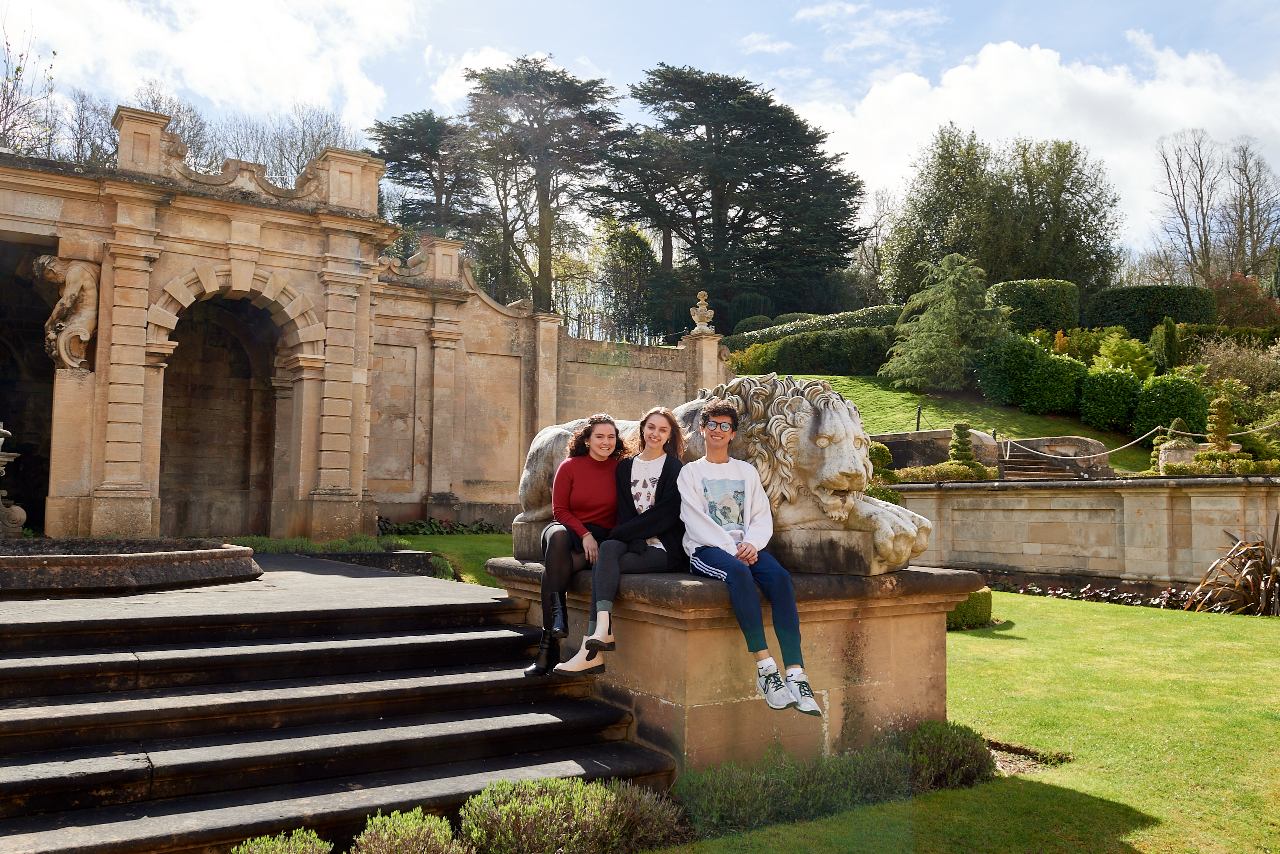 Saturday 4th and Sunday 5th April Harlaxton Manor will open its doors to visitors