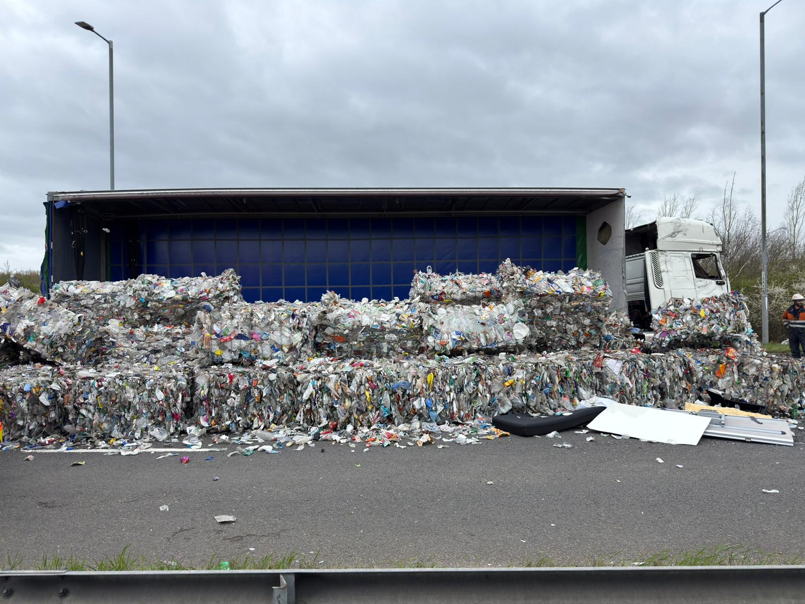 652366232 1357763626378716 7749443707863874074 n