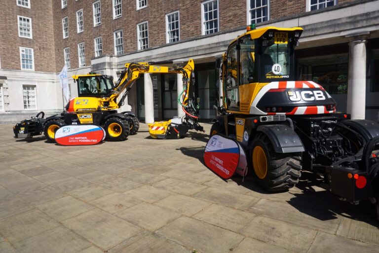 Nottinghamshire takes delivery of two JCB Pothole Pro machines