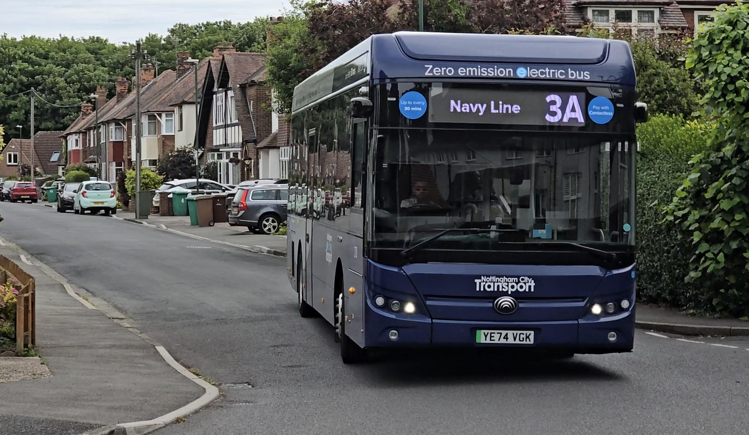 A Navy Line 3A bus in Wilford LDRS