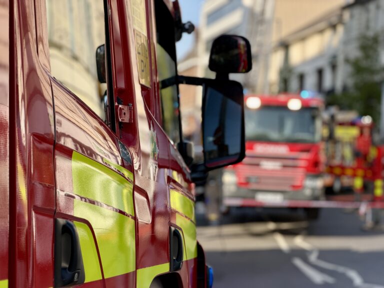 Fire crews attend derelict building fire in Nottingham – properties evacuated