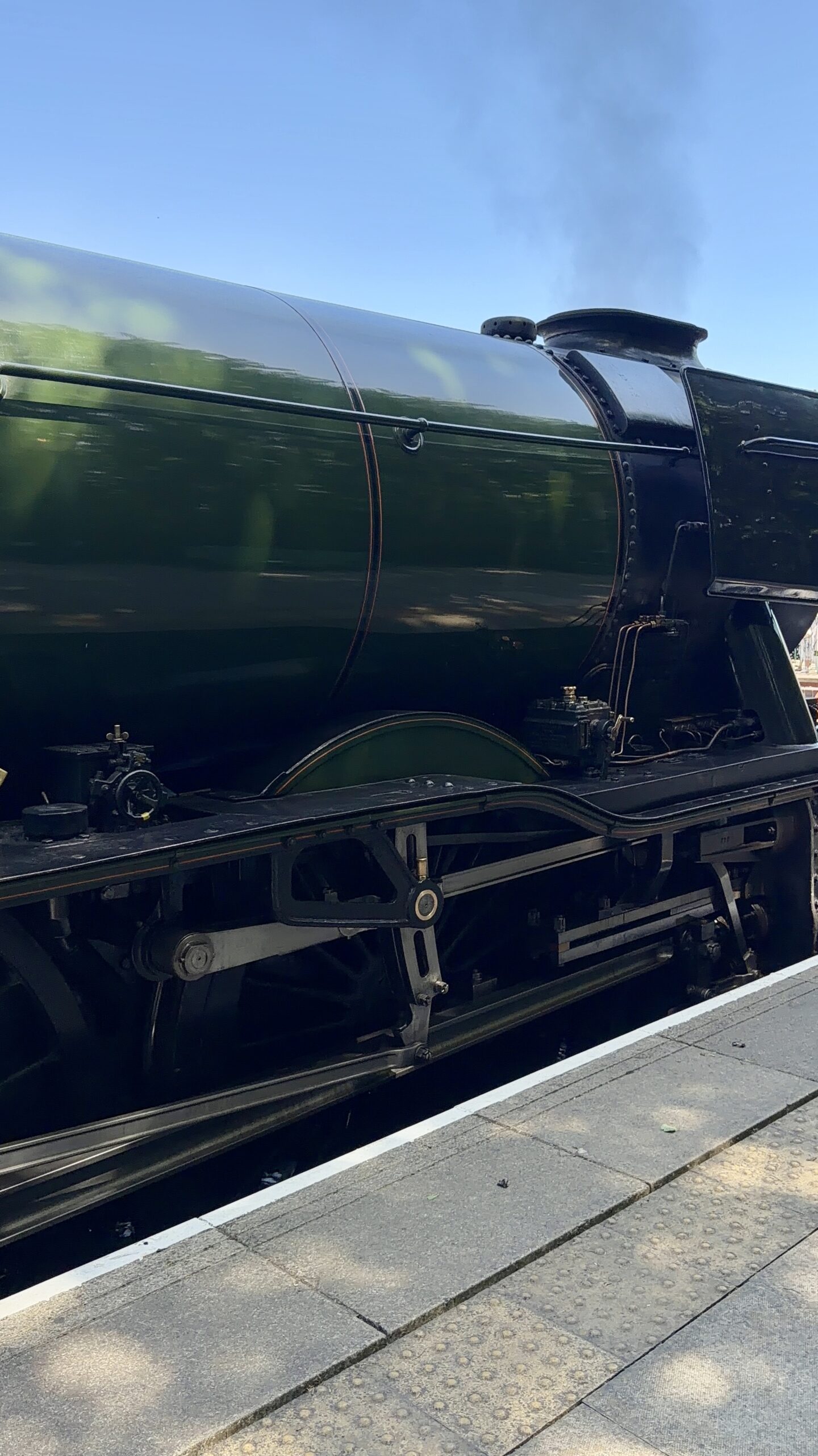 Flying Scotsman: First class trip Ruddington - Loughborough flying scotsman © westbridgfordwire.com
