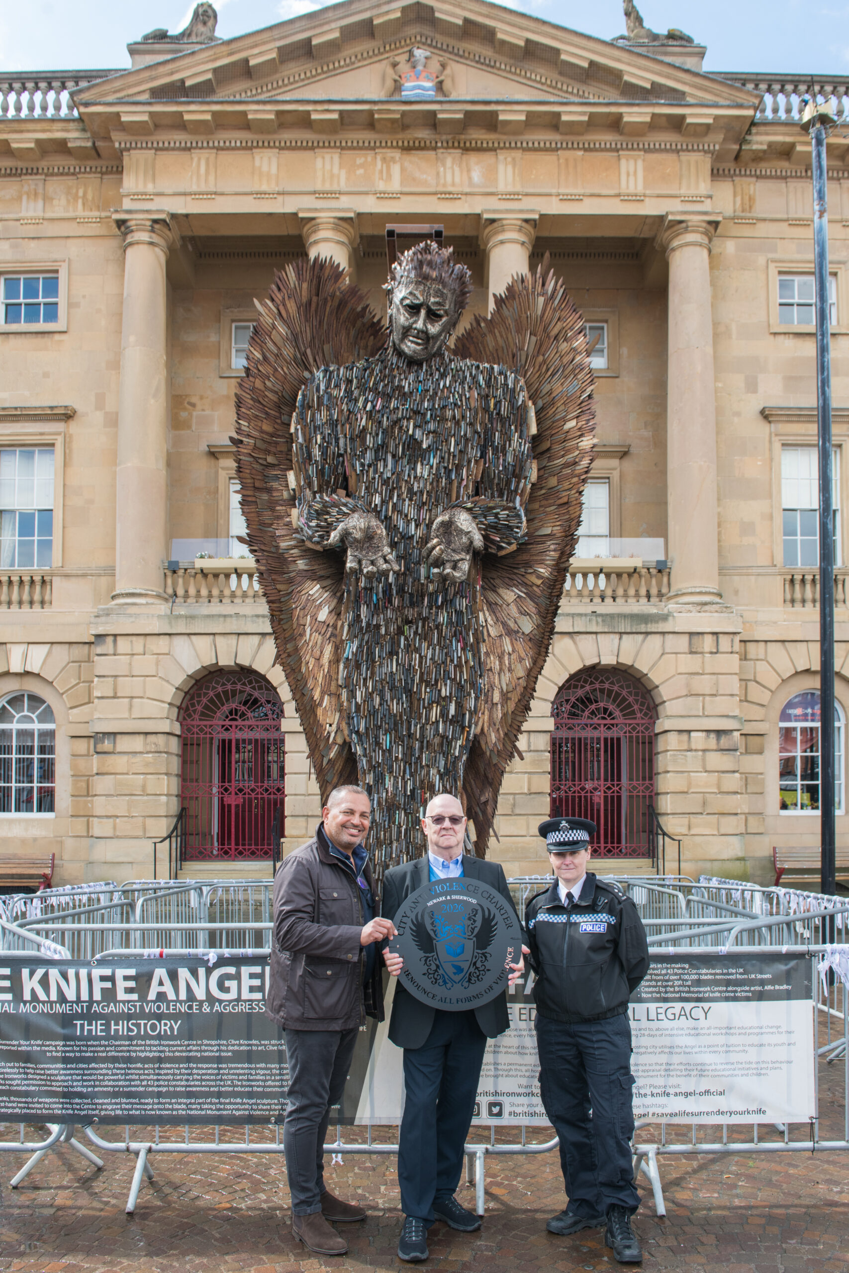 Knifeangelclosing26 320 scaled