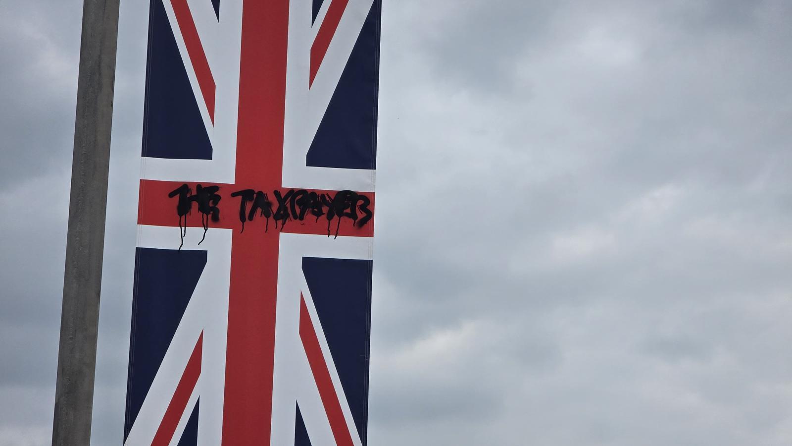 NottinghamRoadBanners2