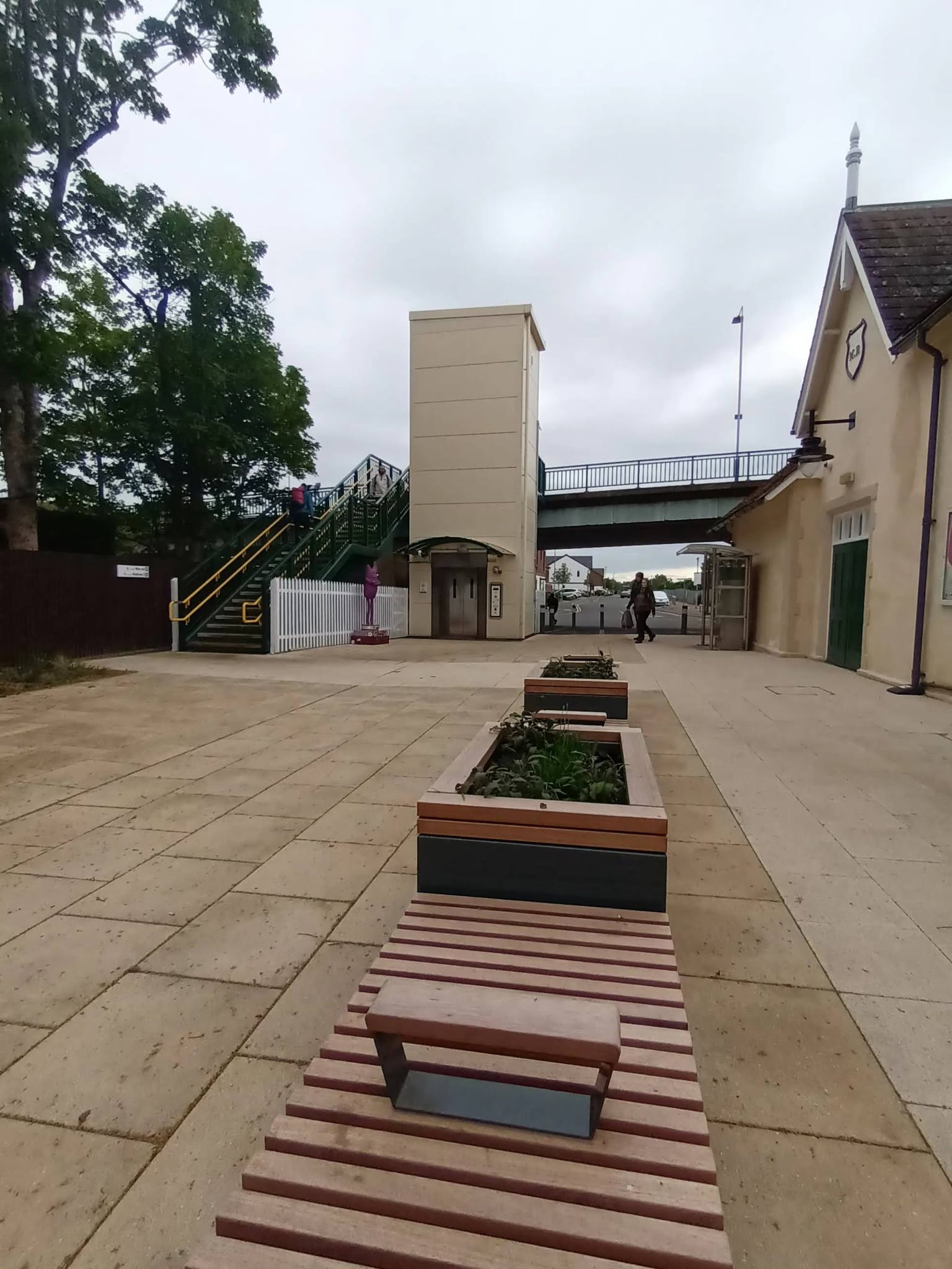 Partnership work delivers further improvements at Beeston Station 694296515 4416687731990802 4541397243478059083 n