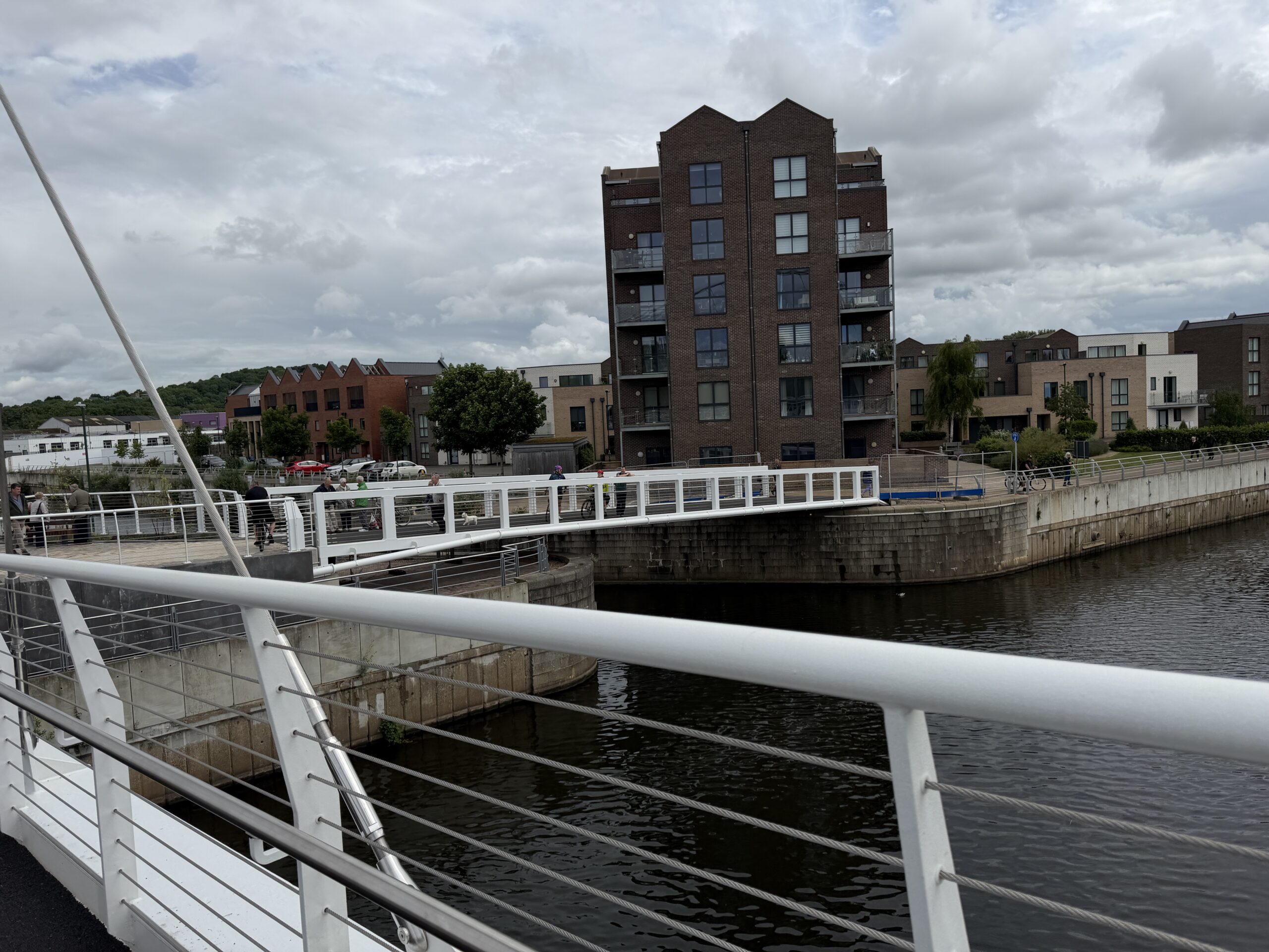 Waterside Bridge: First look at brand new River Trent footpath and cycling bridge now open IMG 4639 scaled