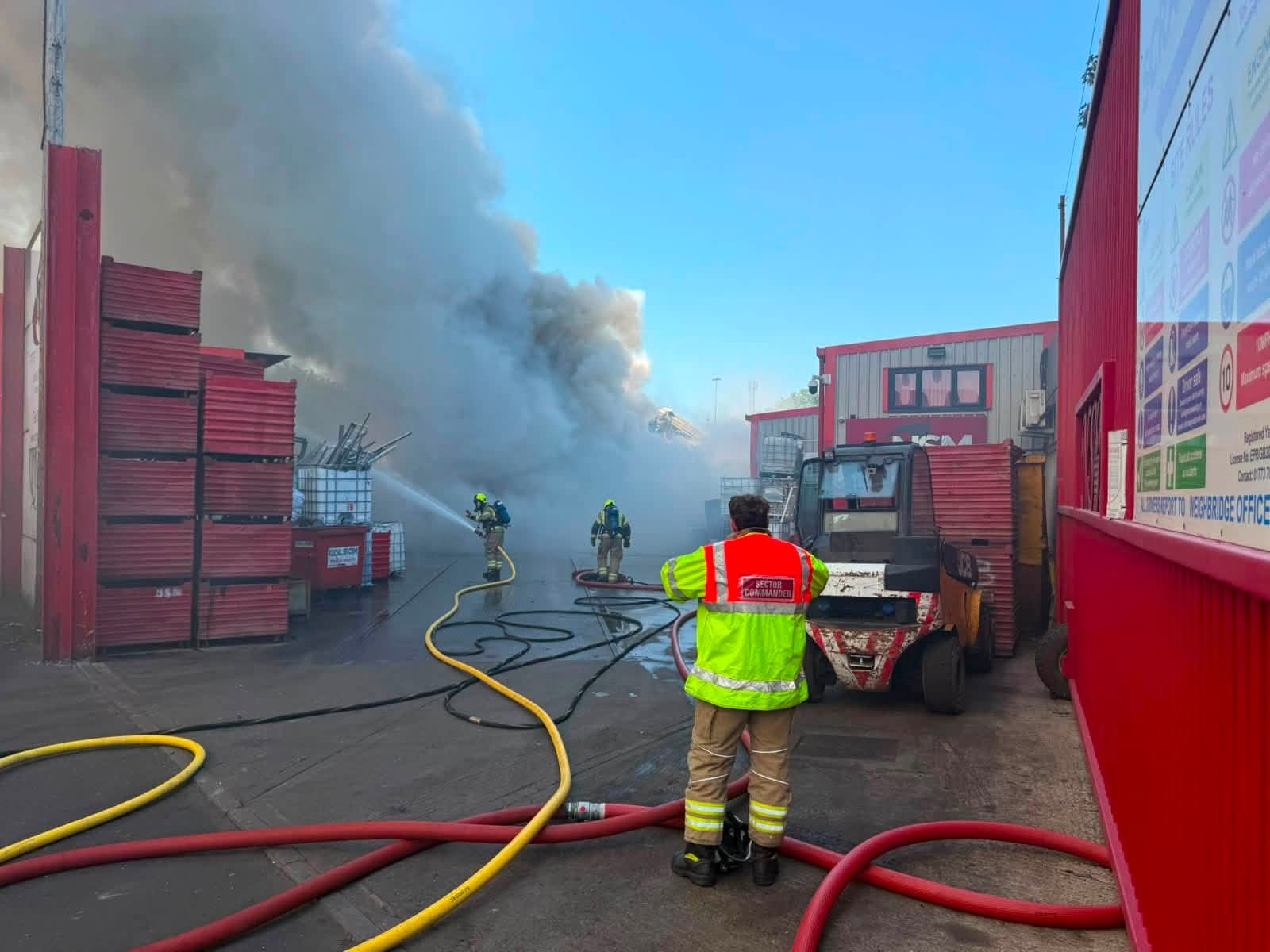 Pictures show extent of massive Basford scrapyard fire 742684213 1487921540036428 8739555180691548187 n