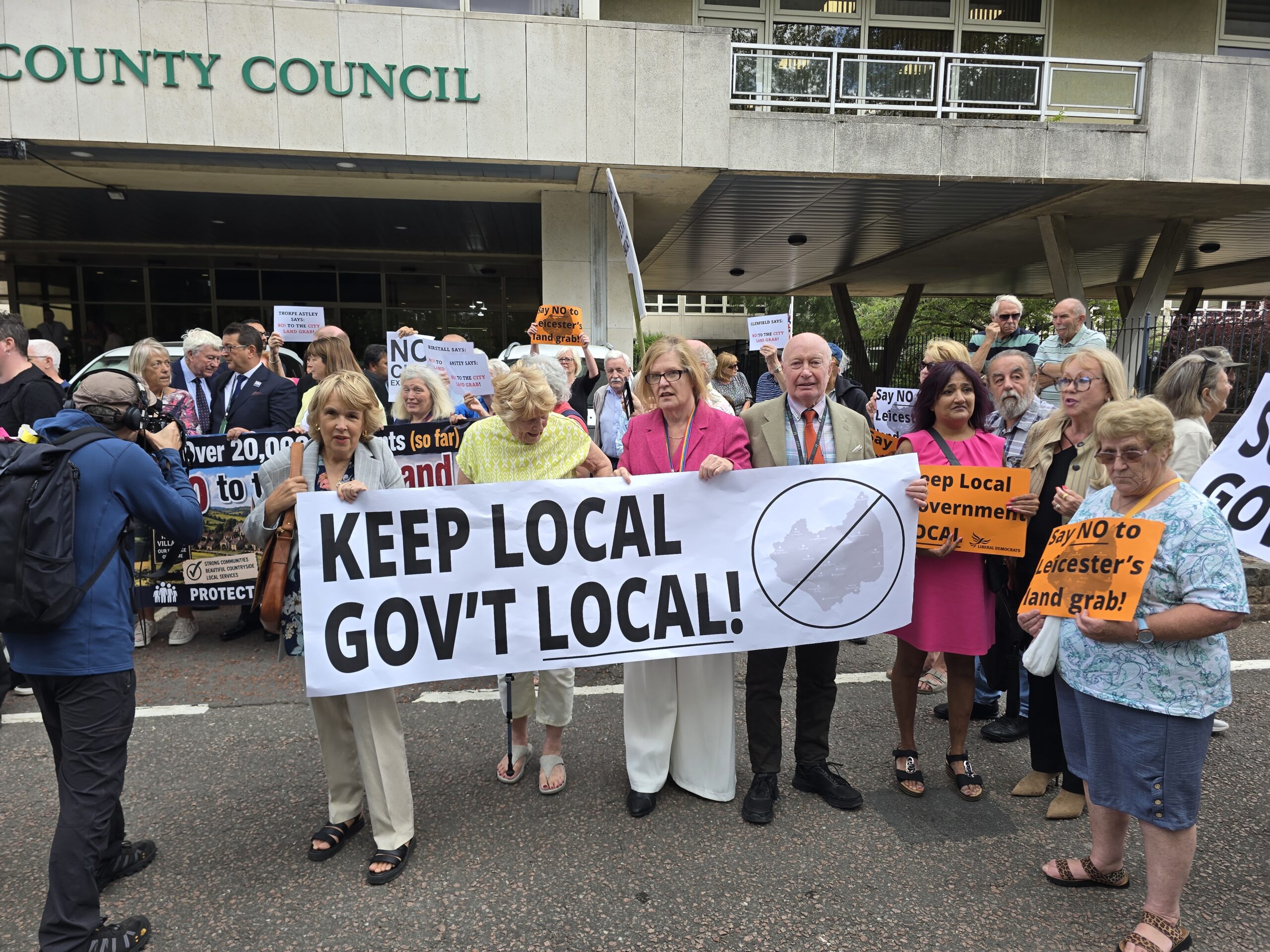 Leicester: Large protest outside county hall as residents, MPs and councillors call city expansion ‘horrific’ 1000161949 scaled