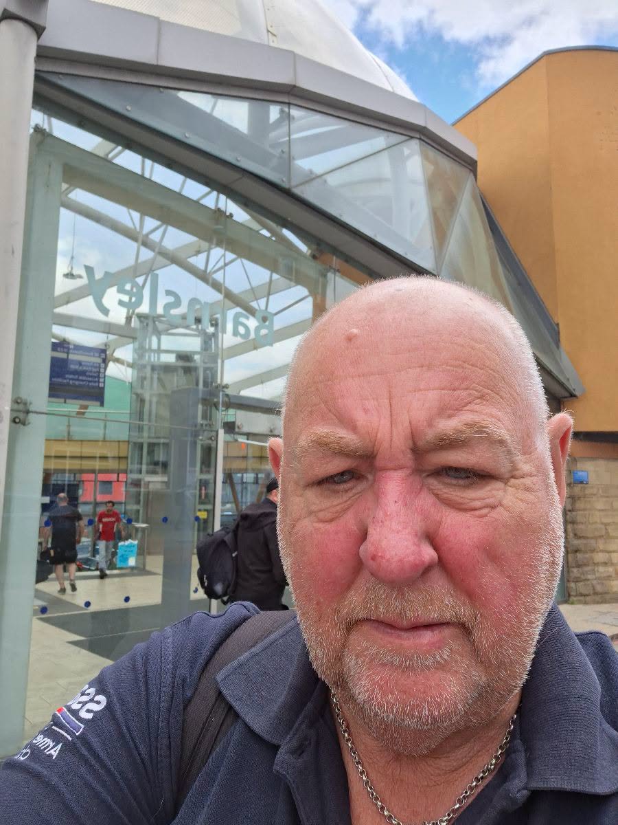 Councillor’s 200-mile bus pass challenge raises £2,500 for Guide Dogs 761393679 1664168391353990 356423182203180775 n.png