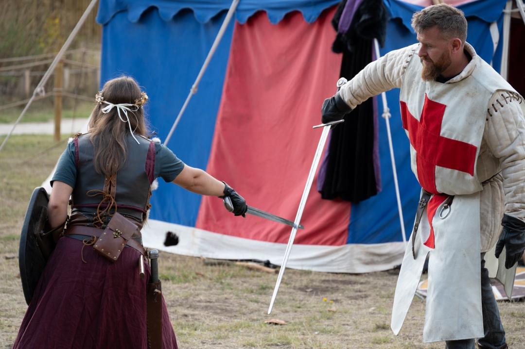 notts day event 26 swordfight