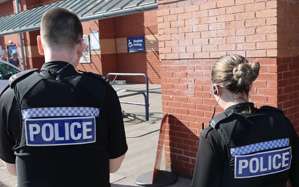 police at castle retail park