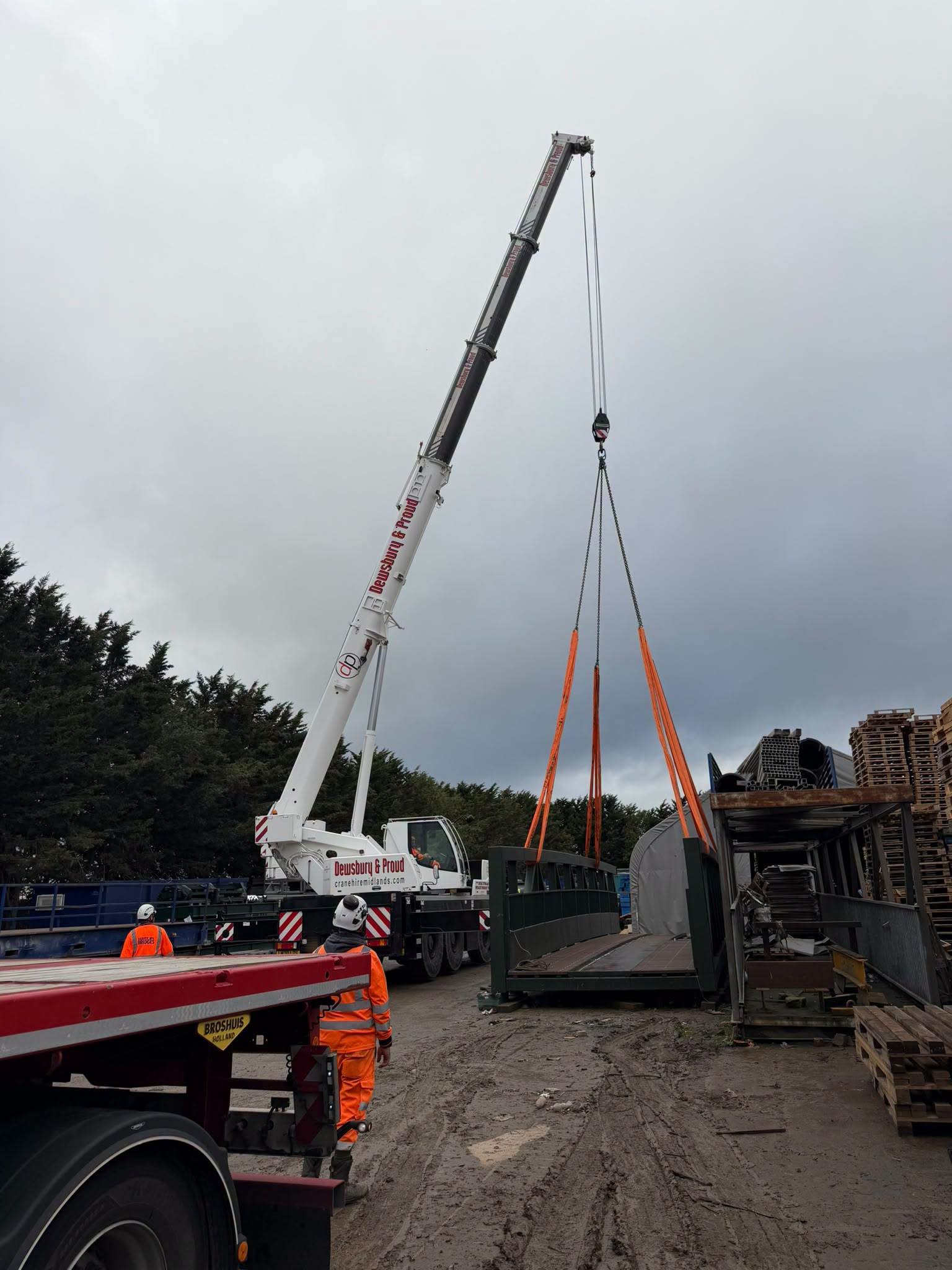 New bridge to restore access at Attenborough Nature Reserve as parking restrictions begin 844444988 1131328792650997 898110806019754158 n.png