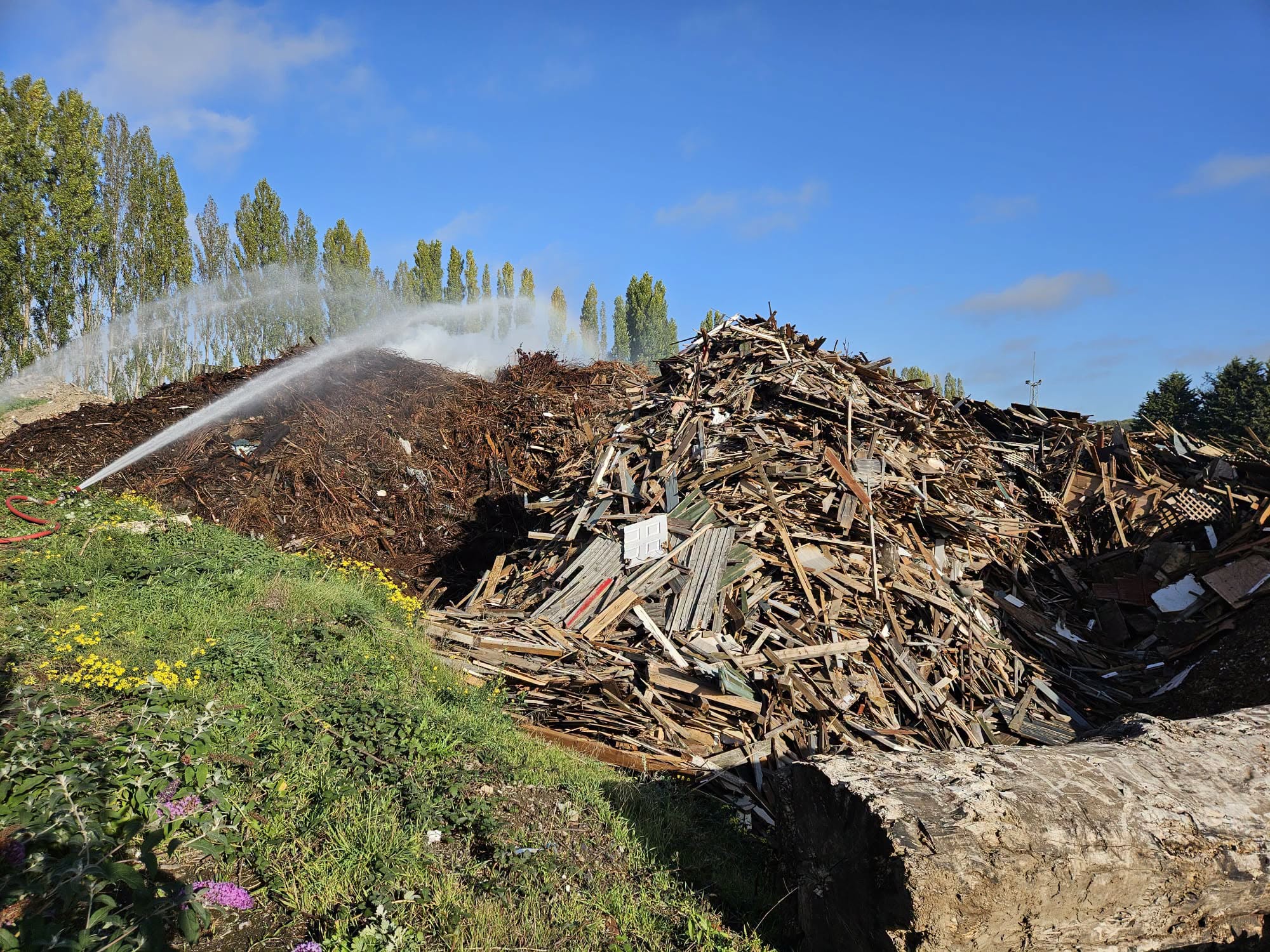 Firefighters remain at Ilkeston commercial premises as wood continues to smoulder 849560336 28517100617959469 4170745832932159949 n.png